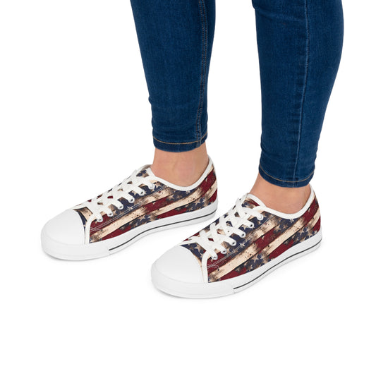 Distressed American Flag Print Women's Low Top Sneakers July 4th Patriotic